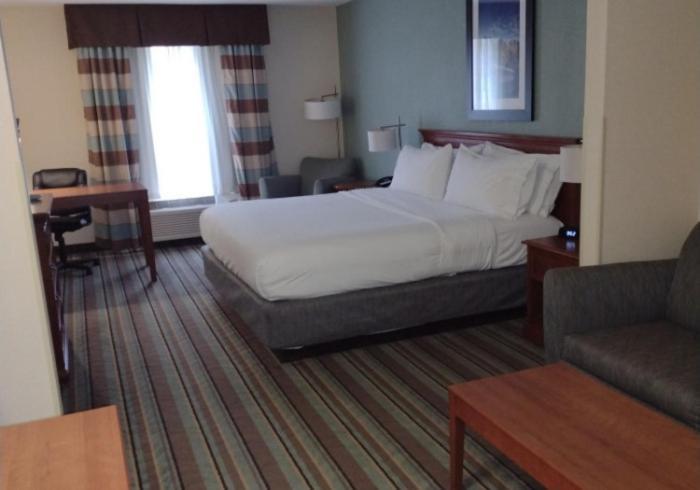 Holiday Inn Express & Suites Salamanca, An Ihg Hotel Bagian luar foto