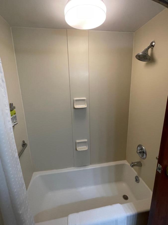 Holiday Inn Express & Suites Salamanca, An Ihg Hotel Bagian luar foto
