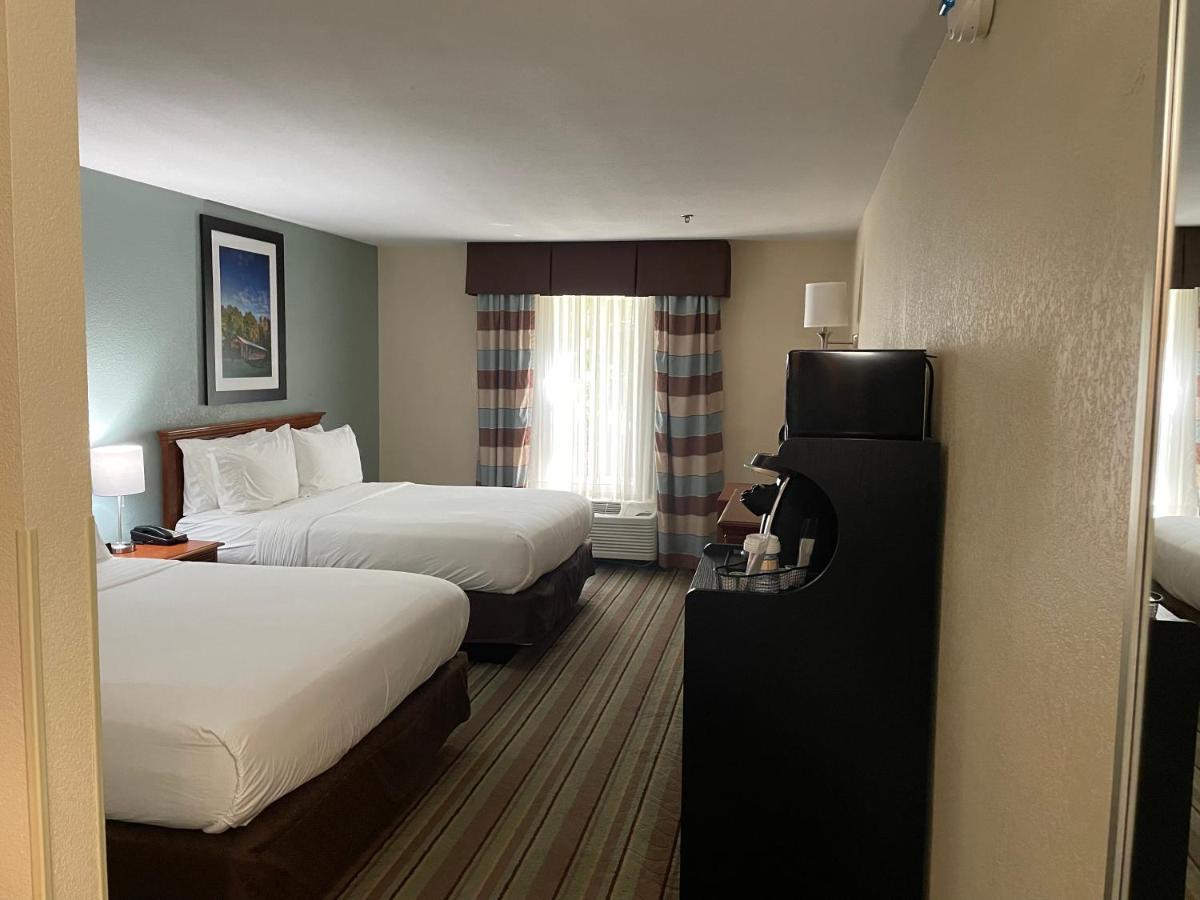 Holiday Inn Express & Suites Salamanca, An Ihg Hotel Bagian luar foto